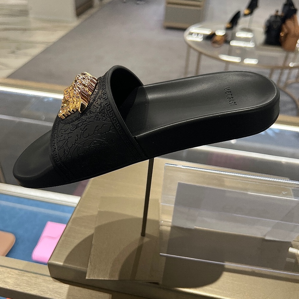 Versace La Medusa Pool Slides - Women’s